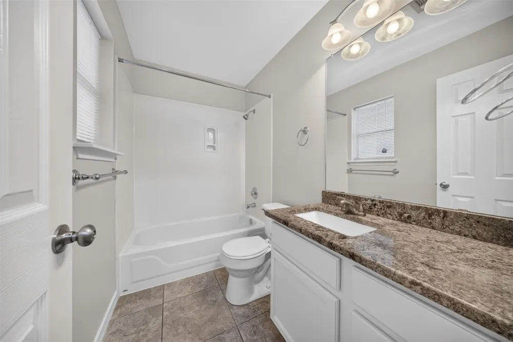 241 Brian Lane Kyle, TX 78640