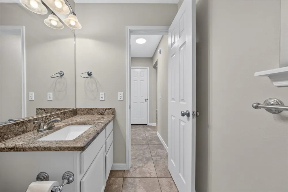 241 Brian Lane Kyle, TX 78640