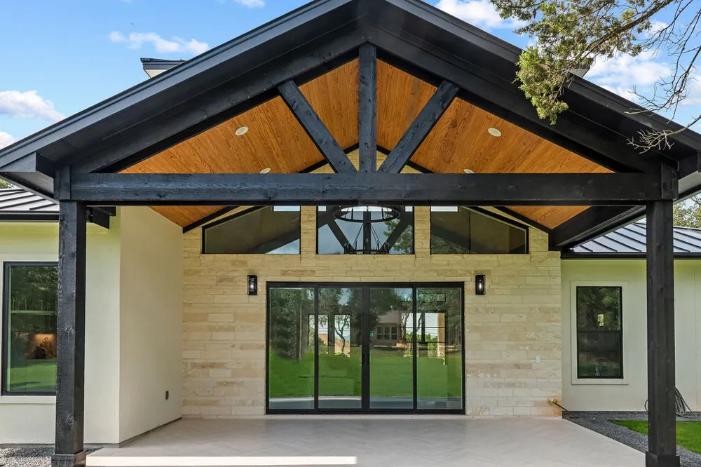 226 Bobby Clark Drive Canyon Lake, TX 78133
