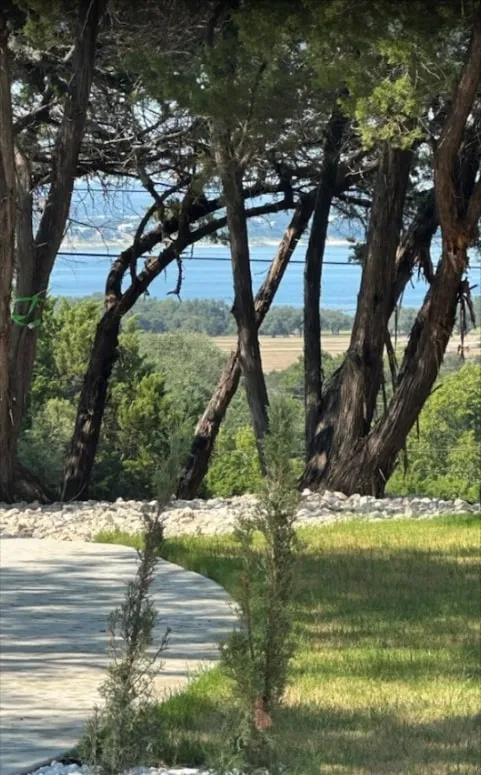 226 Bobby Clark Drive Canyon Lake, TX 78133