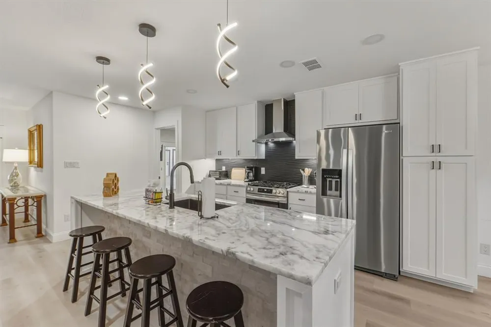 2107 Lewood Circle Austin, TX 78745