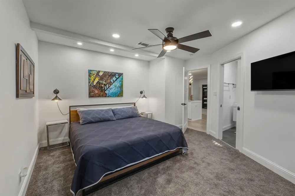 2107 Lewood Circle Austin, TX 78745