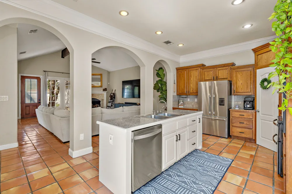 11808 Arnold Lane Austin, TX 78748