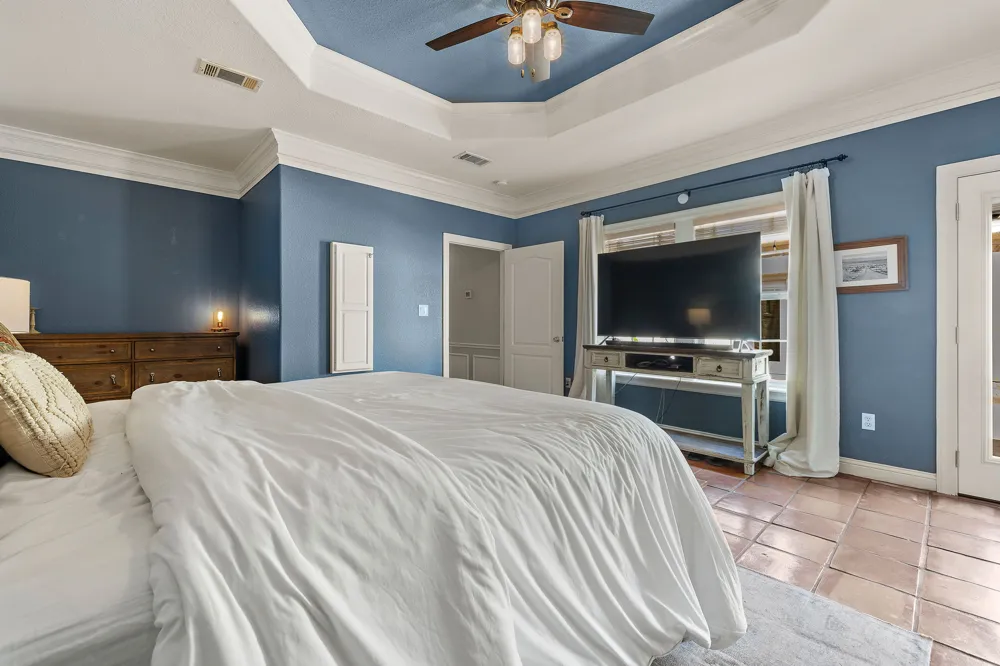 11808 Arnold Lane Austin, TX 78748