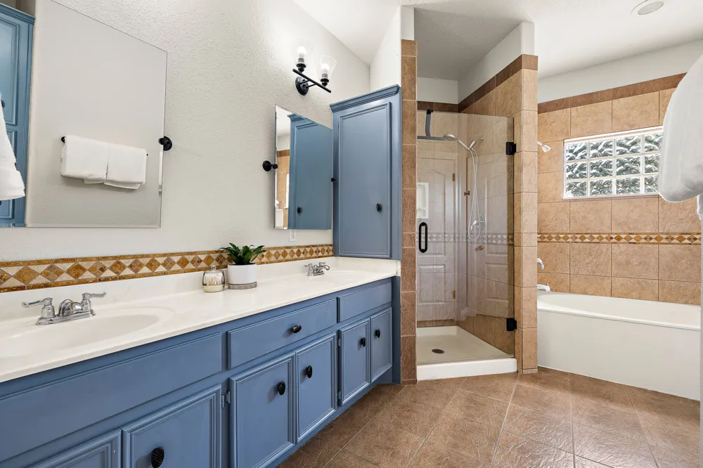 11808 Arnold Lane Austin, TX 78748