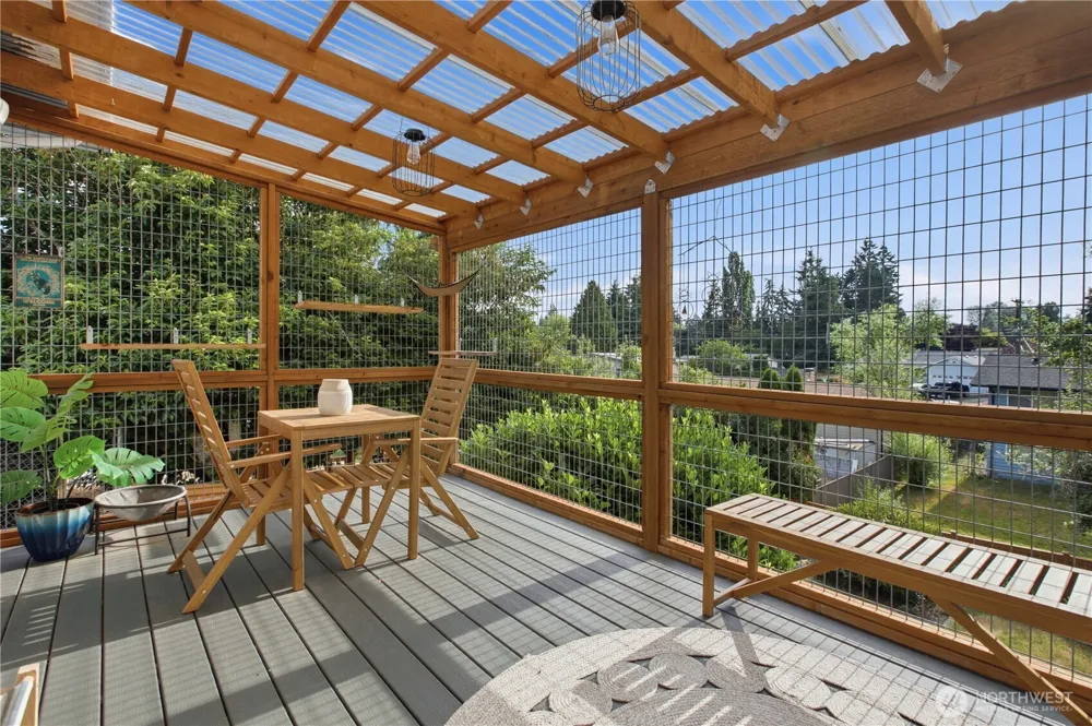 16418 125th Avenue SE Renton, WA 98058
