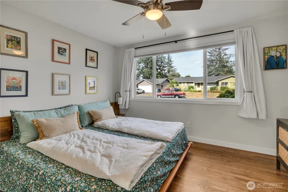 16418 125th Avenue SE Renton, WA 98058