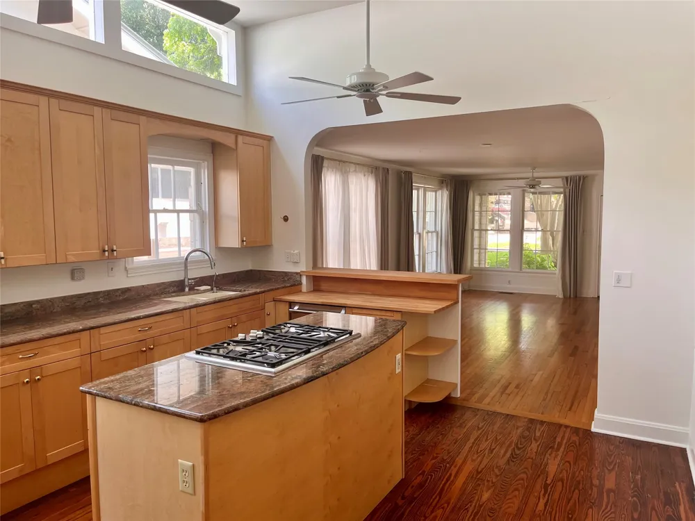 1610 Eva Street Austin, TX 78704
