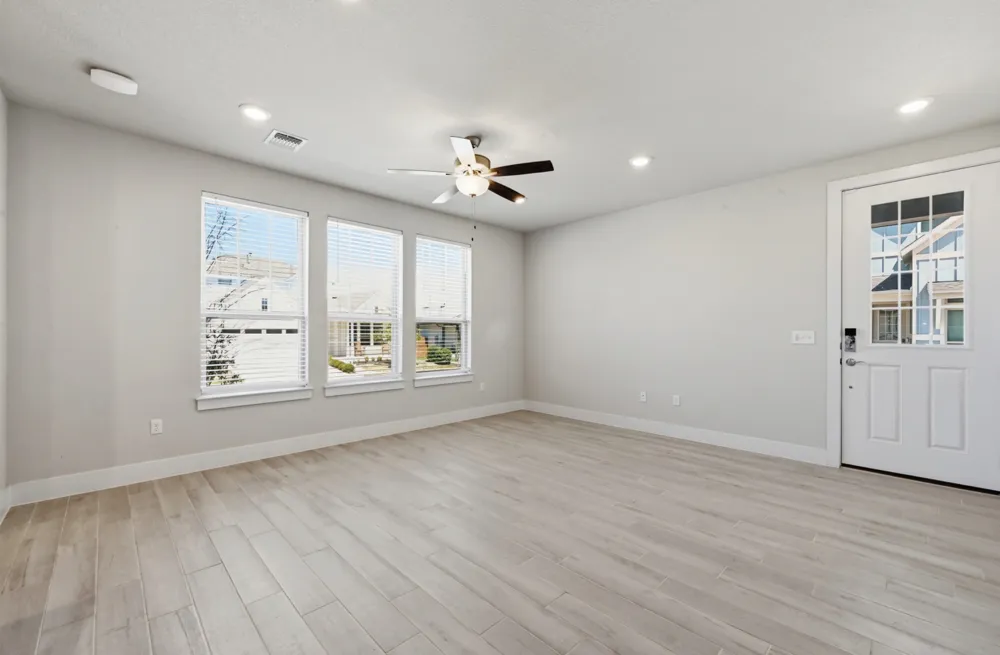 8401 Orizzonte Street Austin, TX 78744