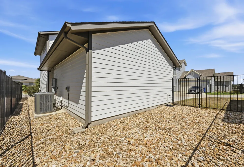 8401 Orizzonte Street Austin, TX 78744