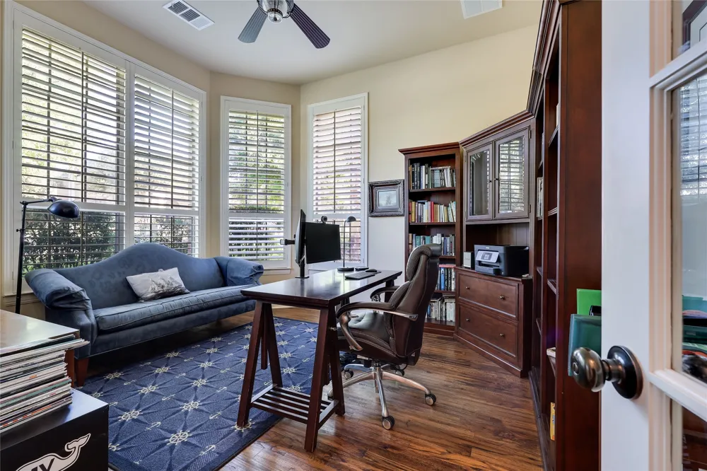 321 Angus Drive Cedar Park, TX 78613