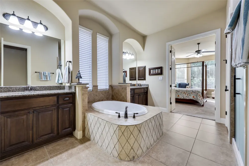 321 Angus Drive Cedar Park, TX 78613