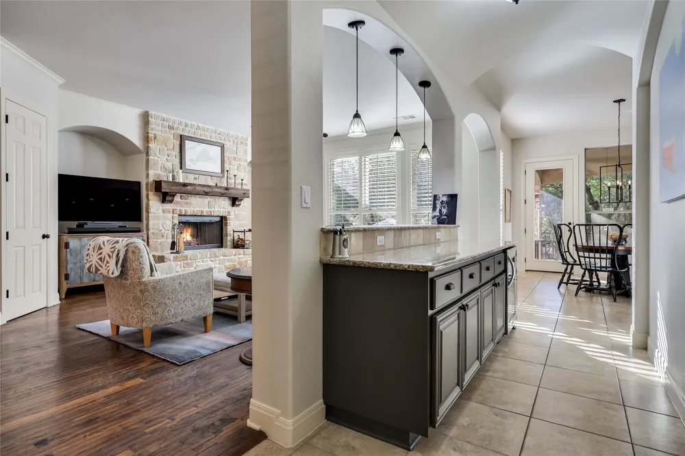 321 Angus Drive Cedar Park, TX 78613