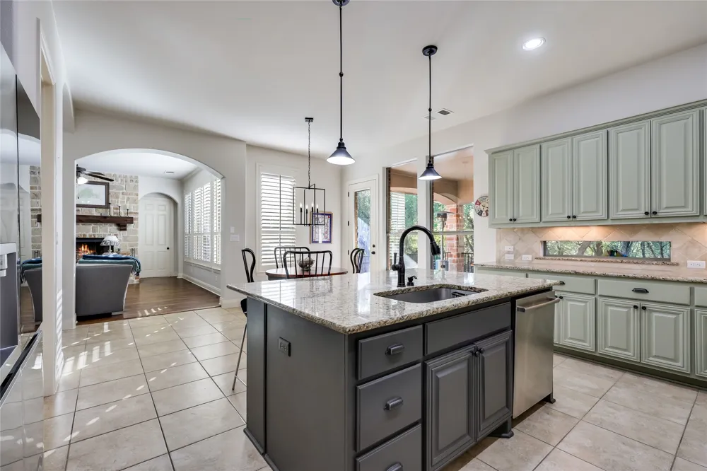 321 Angus Drive Cedar Park, TX 78613