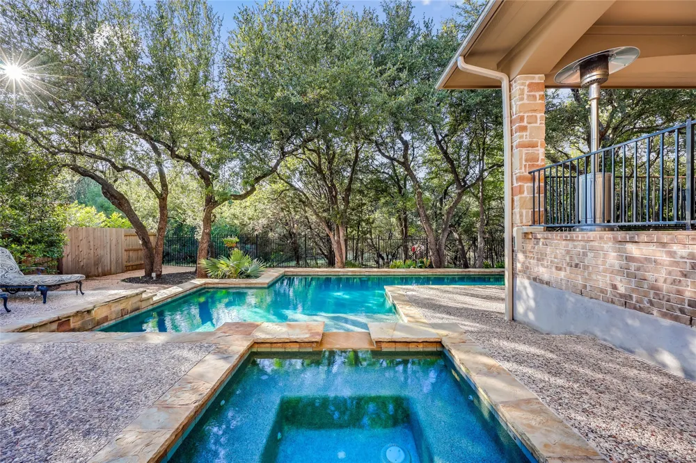 321 Angus Drive Cedar Park, TX 78613