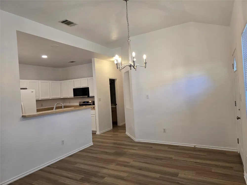8701 Weiser Drive #B Austin, TX 78729