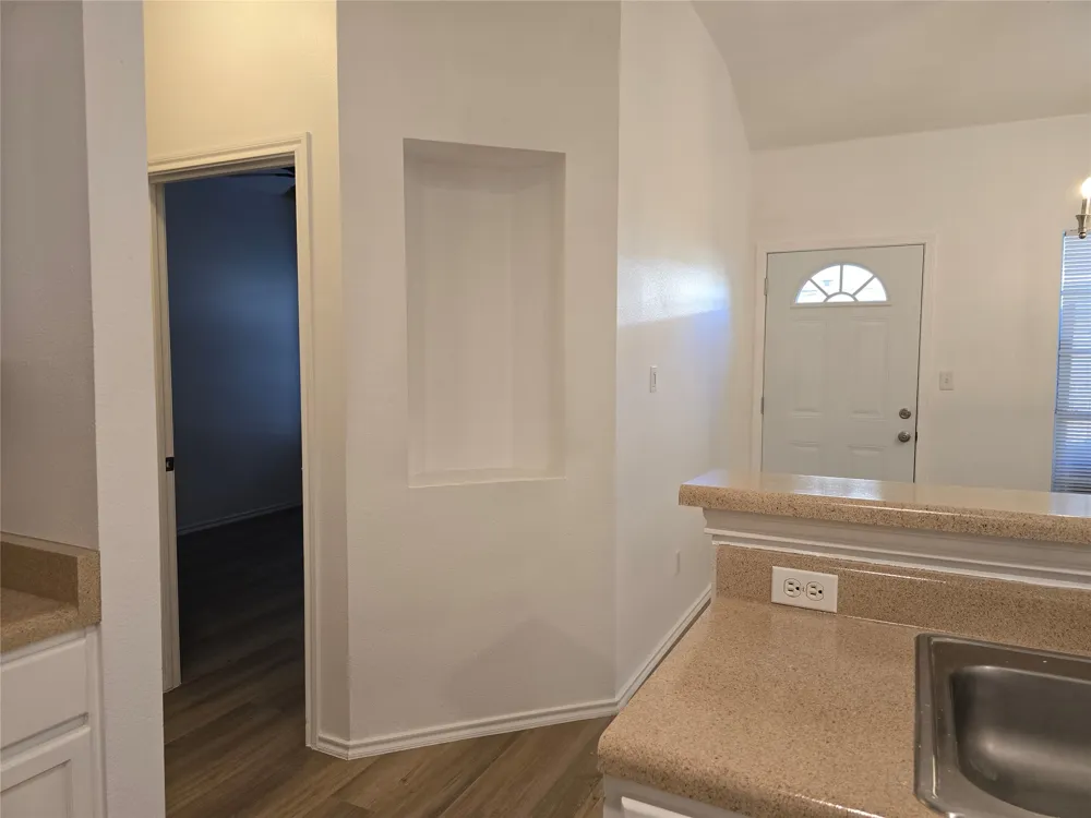 8701 Weiser Drive #B Austin, TX 78729