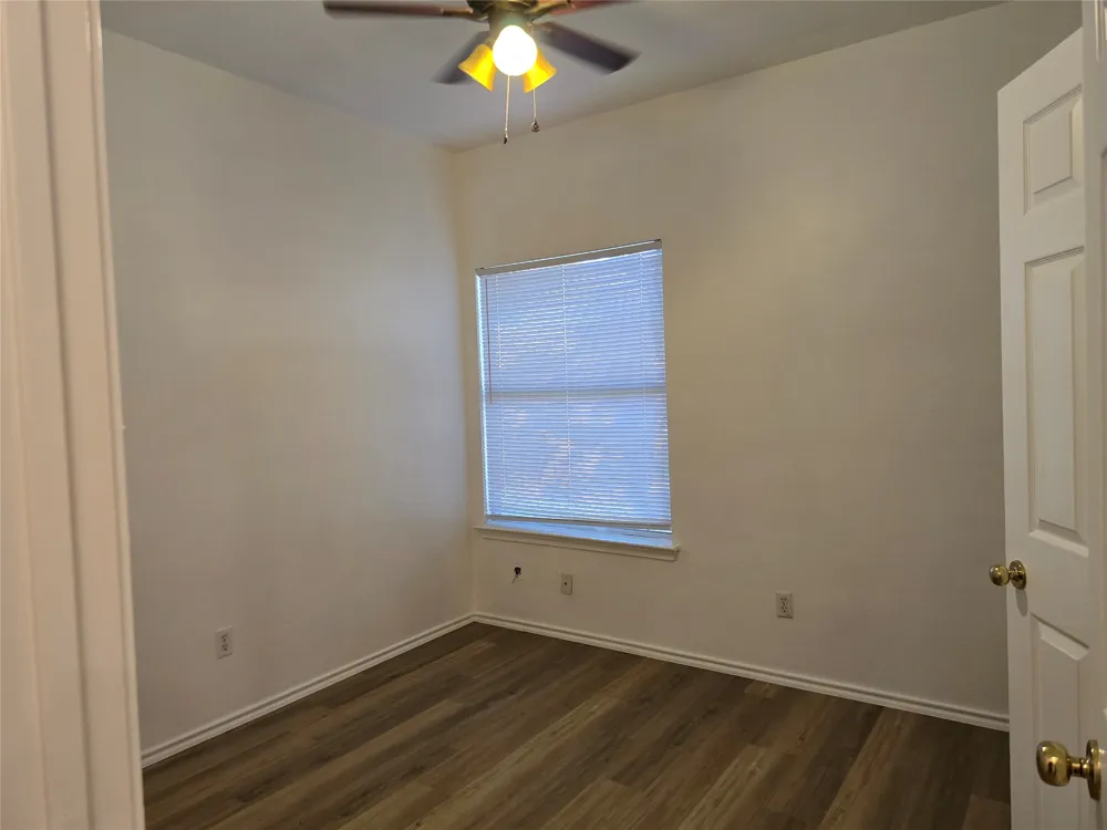 8701 Weiser Drive #B Austin, TX 78729