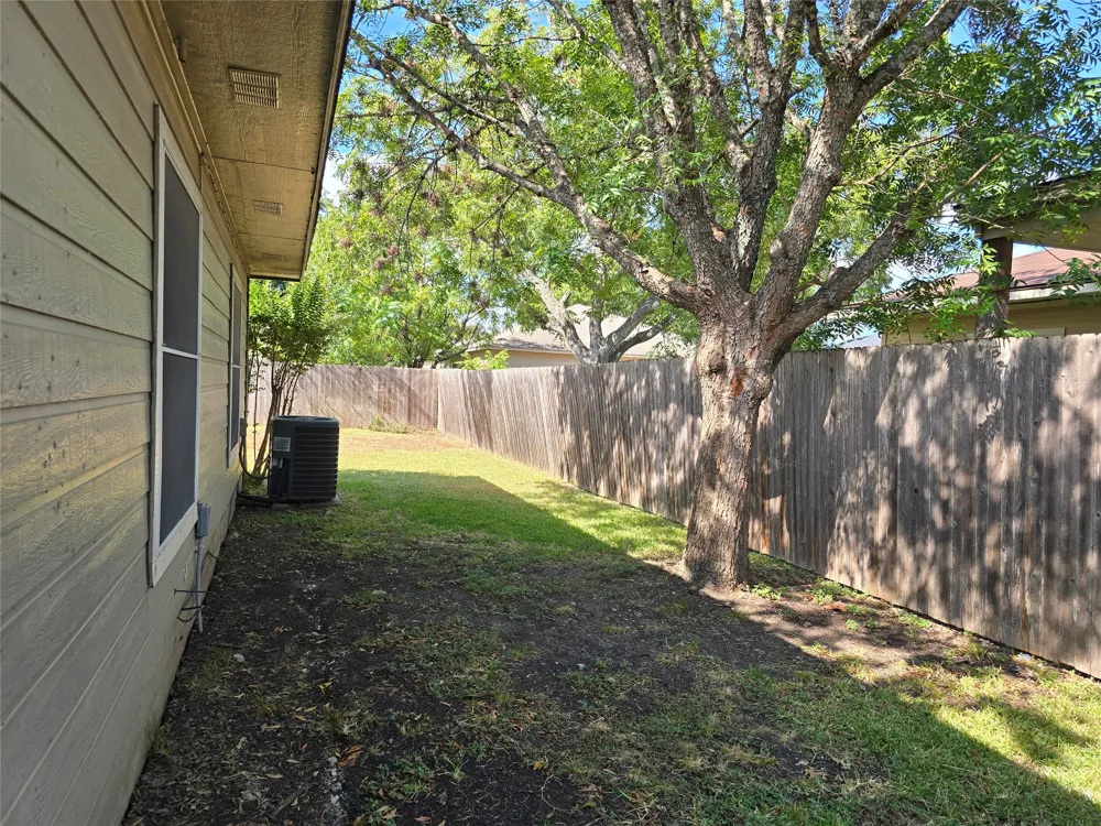 8701 Weiser Drive #B Austin, TX 78729