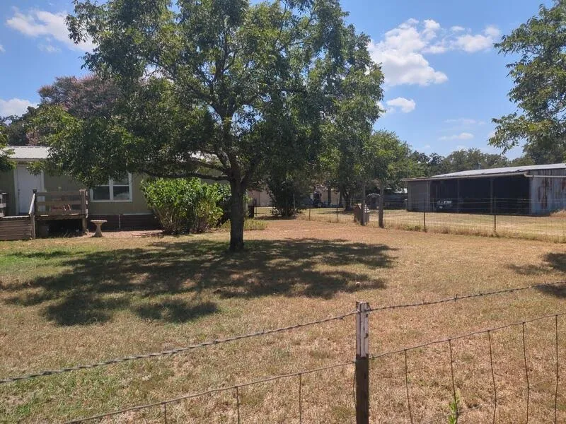 10905 FM 1915 Highway Buckholts, TX 76518