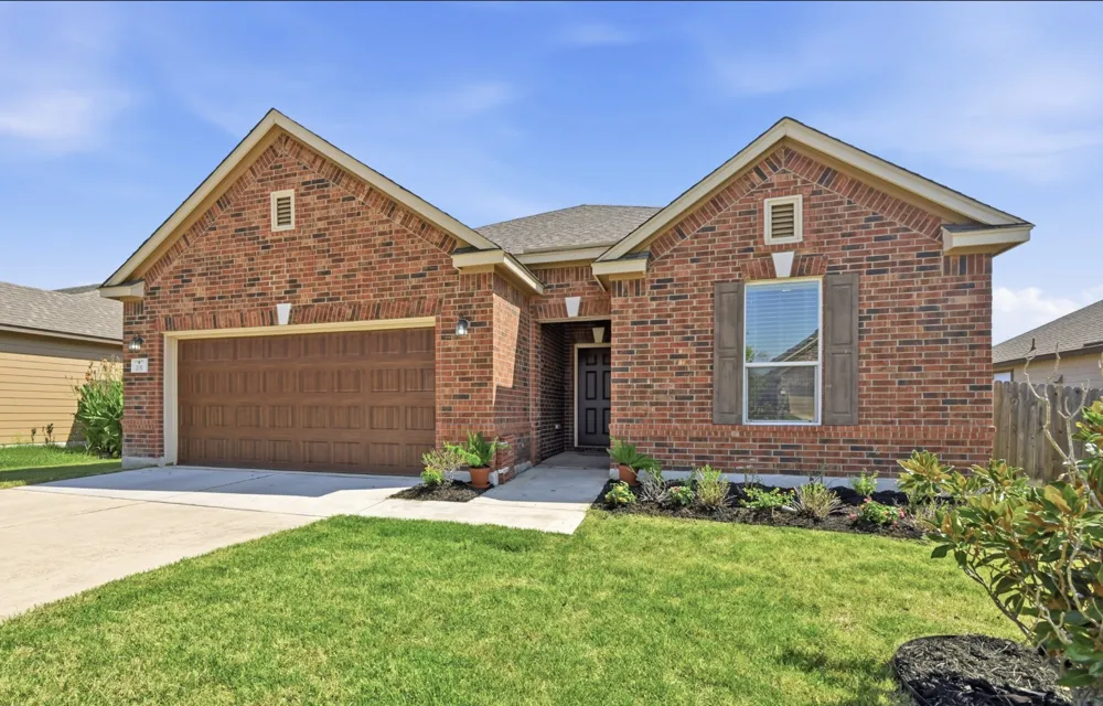 201 Connor Elkins Drive Kyle, TX 78640