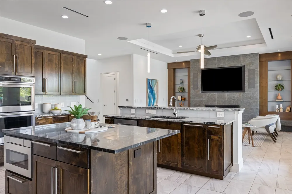 10804 Rush Road #2 Austin, TX 78732