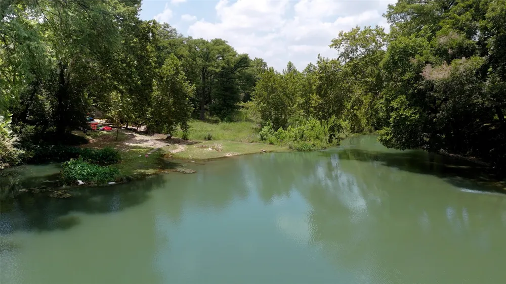1329 River Place Drive New Braunfels, TX 78130