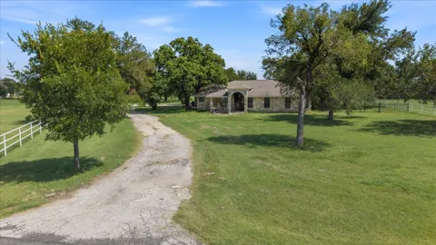 6725 The Outer Avenue