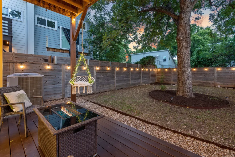 3133 Govalle Avenue #B Austin, TX 78702