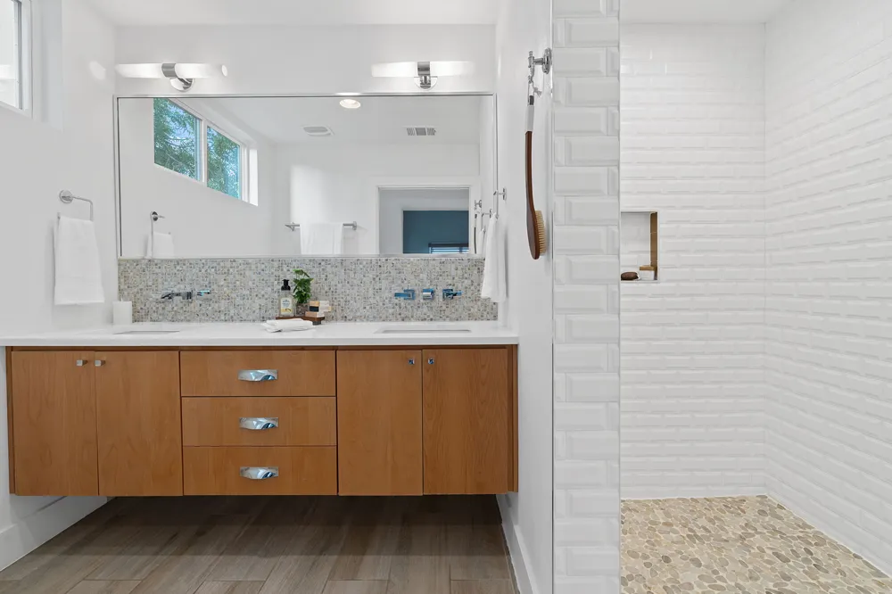 3133 Govalle Avenue #B Austin, TX 78702
