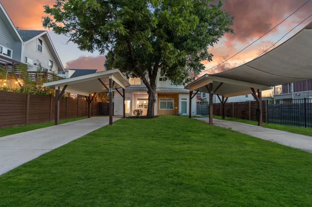 3133 Govalle Avenue #B Austin, TX 78702