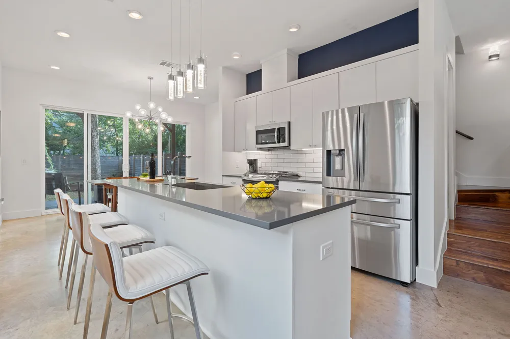 3133 Govalle Avenue #B Austin, TX 78702
