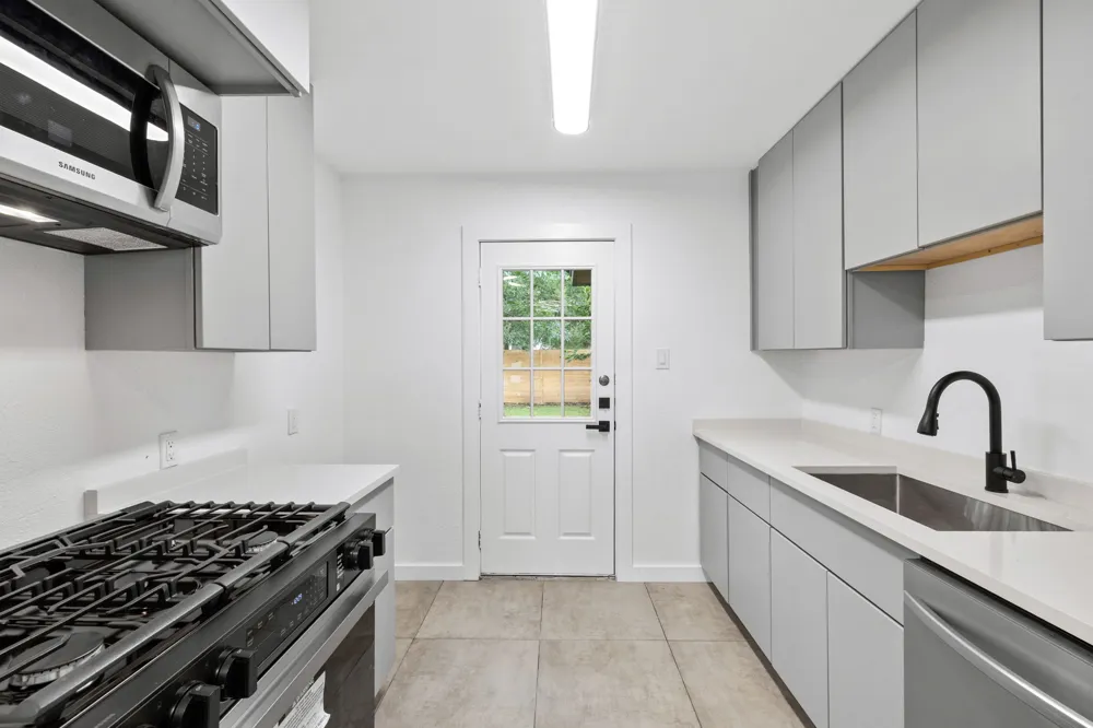 4908 Hawk Cove #2 Austin, TX 78745