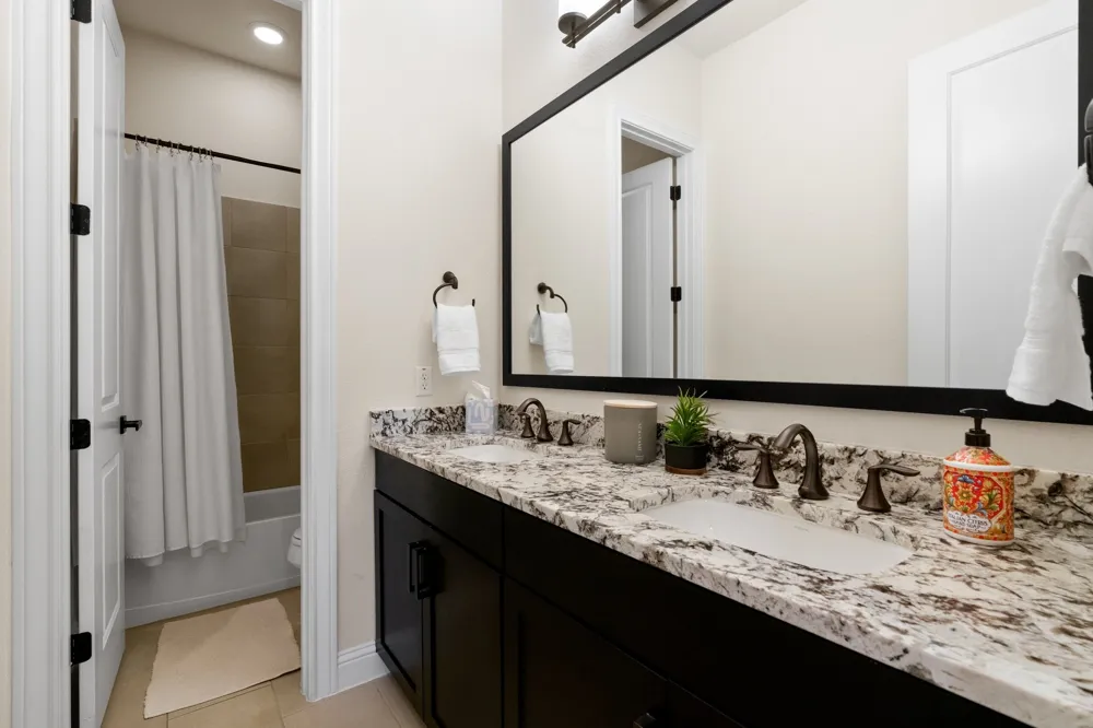 19510 Summit Glory Trail #143 Spicewood, TX 78669