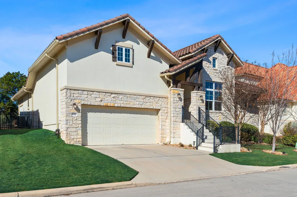 19510 Summit Glory Trail #143 Spicewood, TX 78669