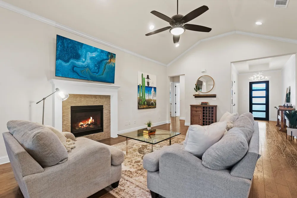 19510 Summit Glory Trail #143 Spicewood, TX 78669