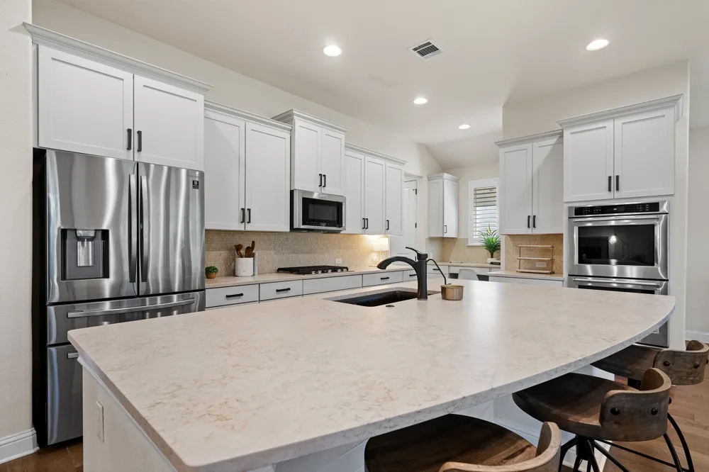 19510 Summit Glory Trail #143 Spicewood, TX 78669