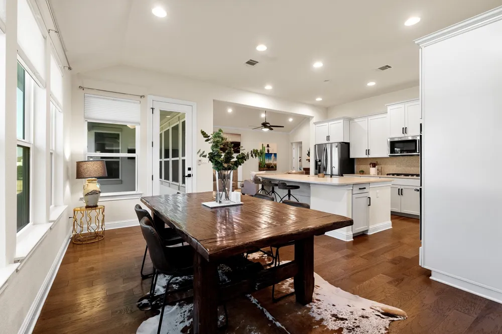 19510 Summit Glory Trail #143 Spicewood, TX 78669