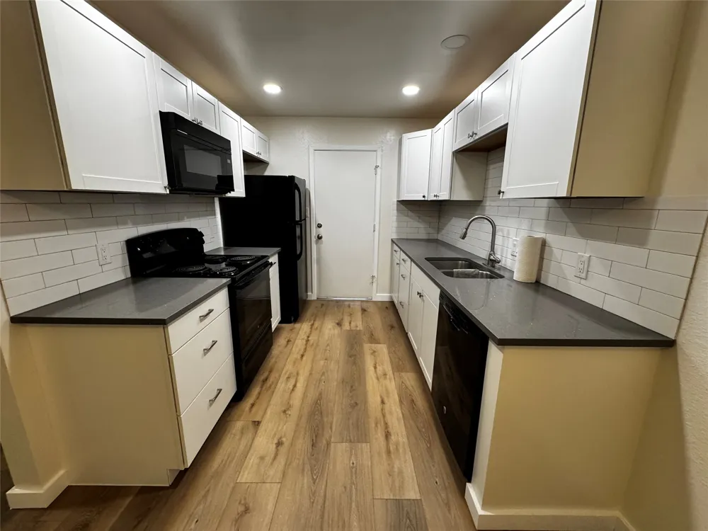 1311 Barbara Drive #B San Marcos, TX 78666