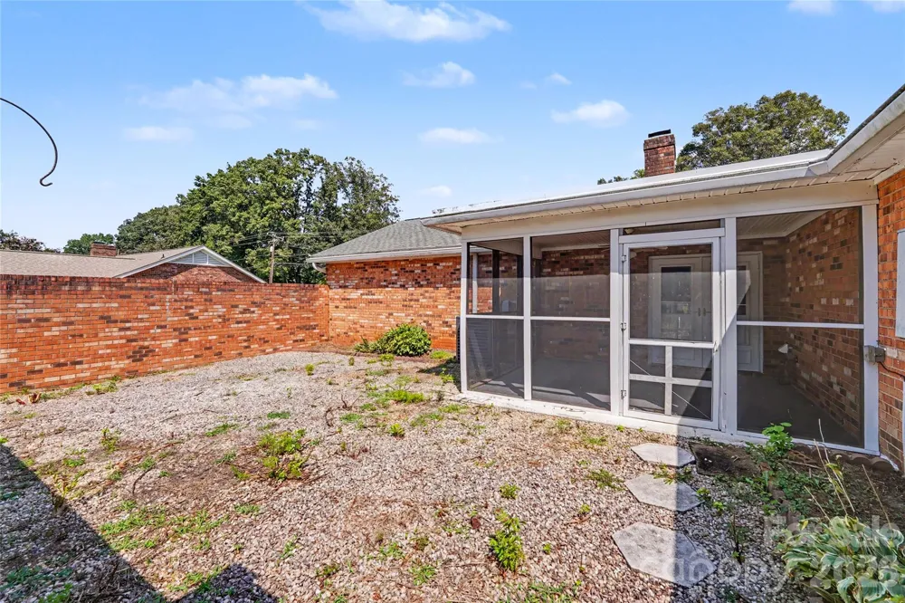 3120 Middlebrook Drive Clemmons, NC 27012