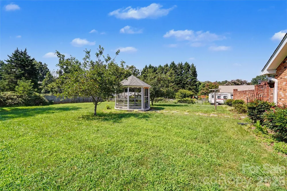 3120 Middlebrook Drive Clemmons, NC 27012