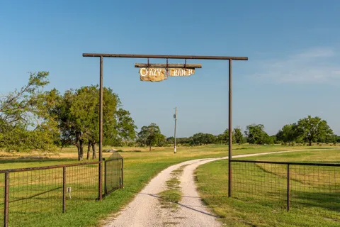 1702 County Road 2800