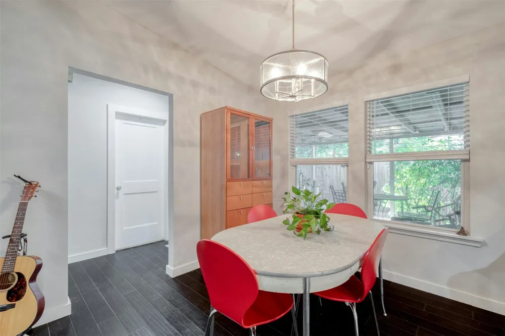 5502 Burgundy Drive Austin, TX 78724