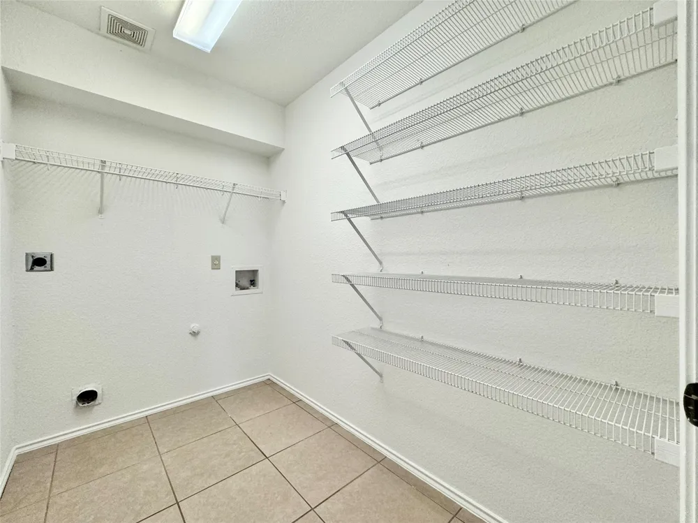 1015 Aiken Drive Leander, TX 78641