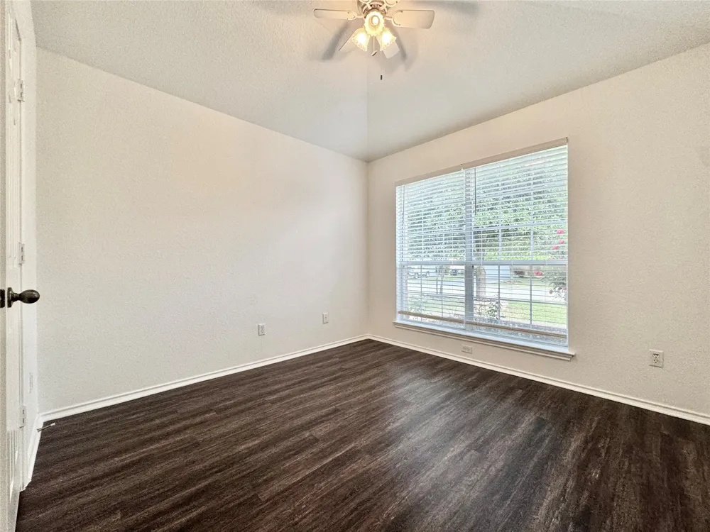 1015 Aiken Drive Leander, TX 78641