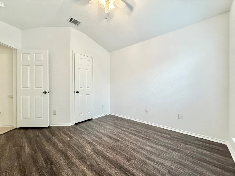 1015 Aiken Drive Leander, TX 78641
