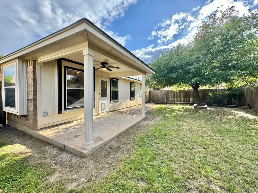 1015 Aiken Drive Leander, TX 78641