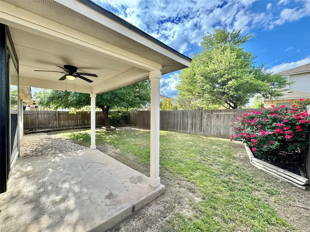 1015 Aiken Drive Leander, TX 78641