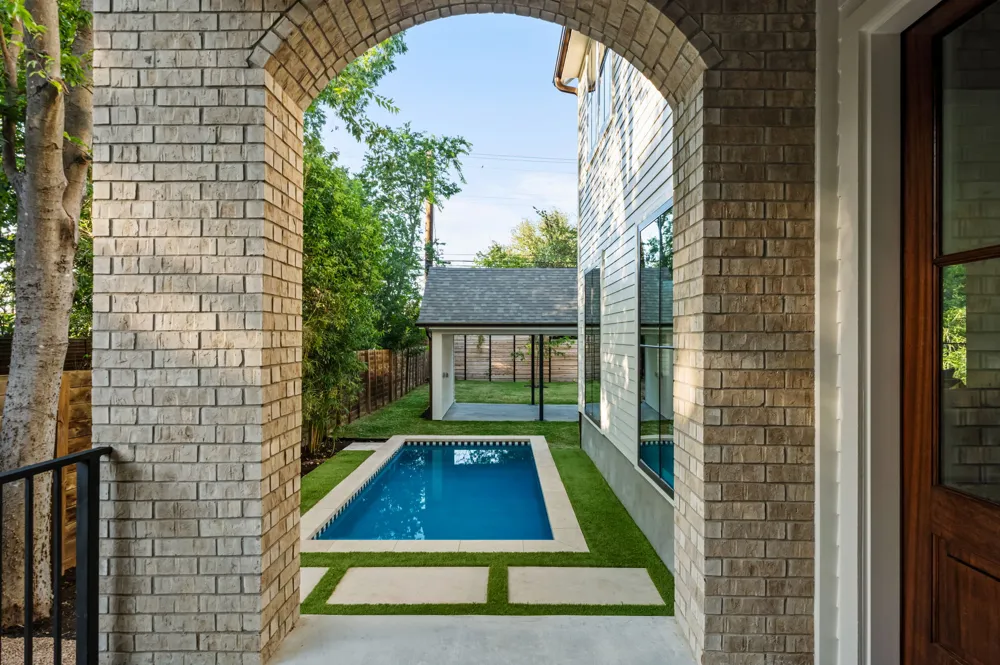 404 W 55th 1/2 Street Austin, TX 78751