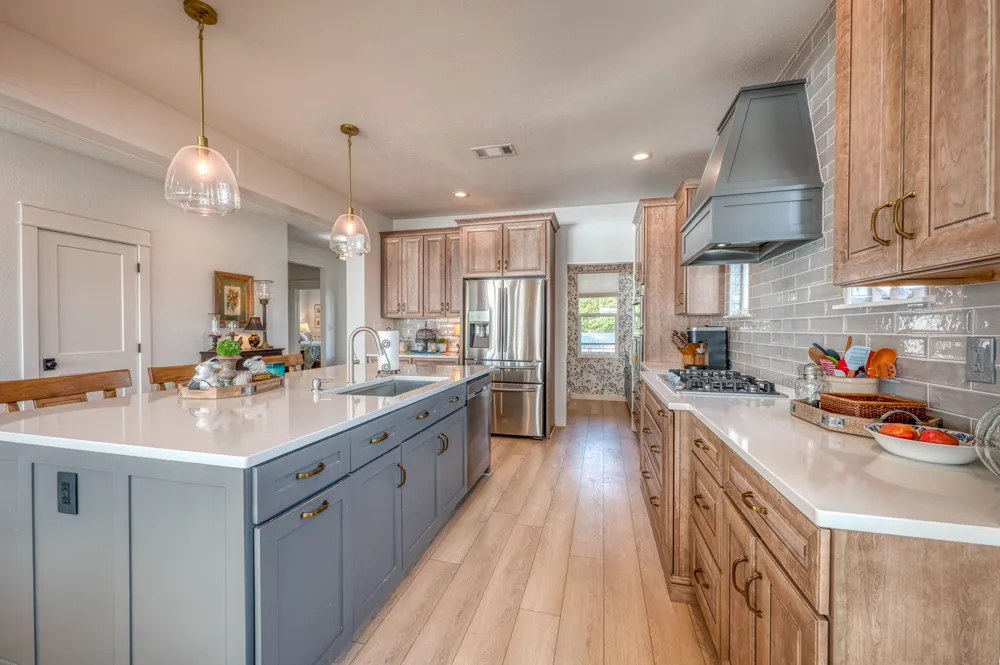 718 County Road 136B Kingsland, TX 78639